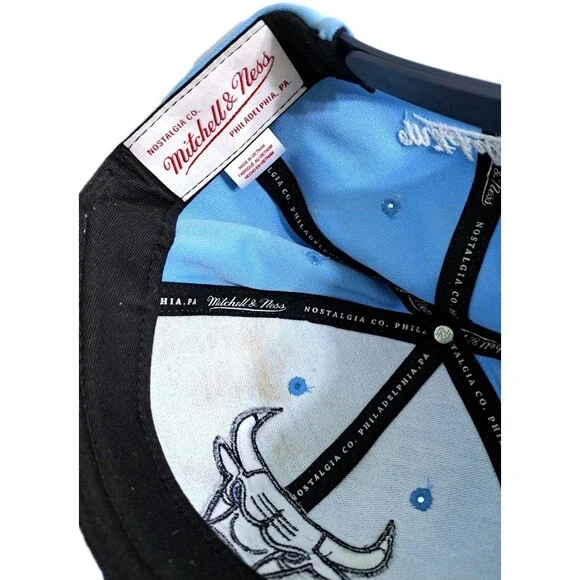 Mitchell Ness Blue NBA Chicago Bulls Snapback Hat Wool Blend Ice White - Picture 6 of 7